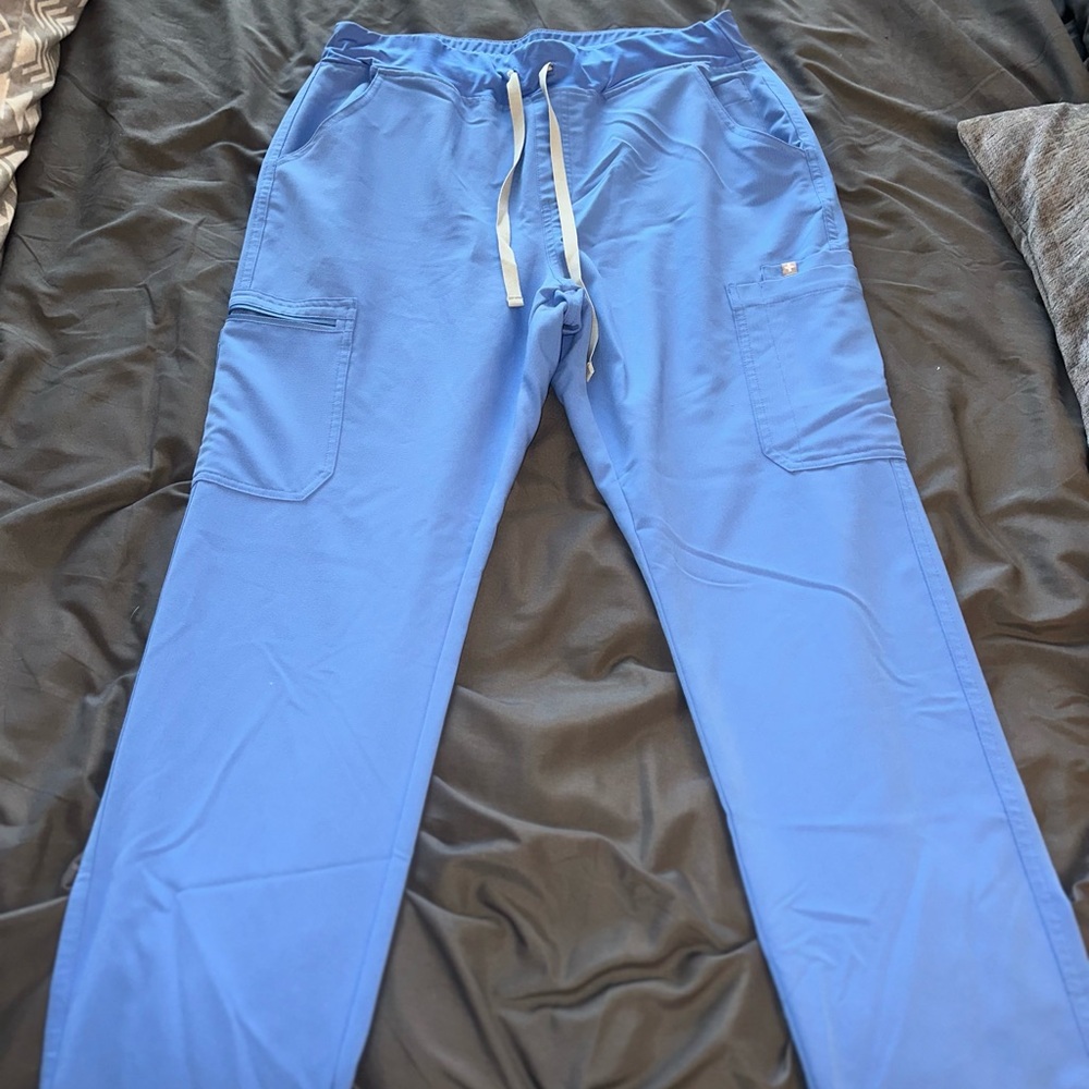 Figs Women's Ceil Blue Yola skinny Scrub Pants